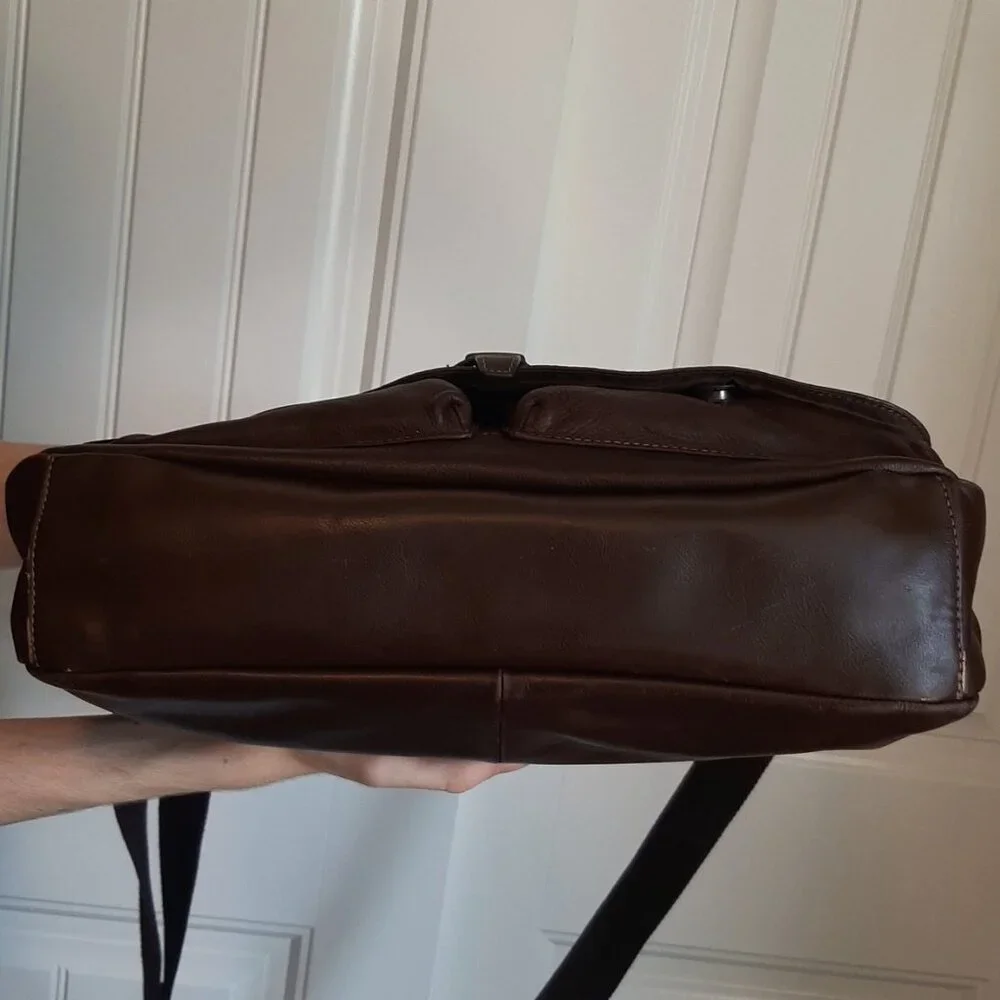 Fossil Brown Leather Messenger Briefcase Crossbody Bag (Flawed)